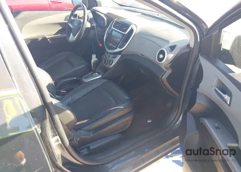 2019 Chevrolet Sonic Premier Auto from USA, damaged, VIN 1G1JF5SB1K4124541